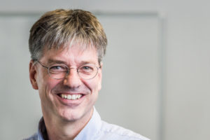 [:de]Roger Müller ist Gründer und CEO mit Herzblut von acc solutions. [:en]Roger Müller is a founder of acc solutions and the CEO.[:]